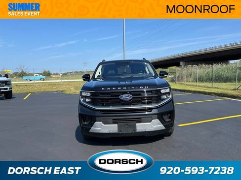 Used 2025 Ford Expedition Max Platinum AWD/4WD image 3