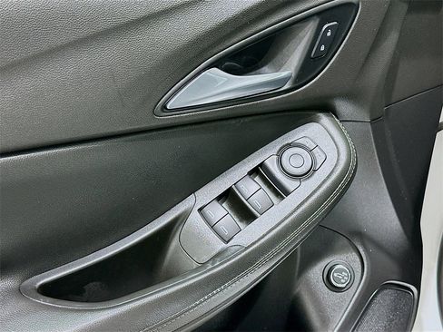 Used 2020 Buick Encore GX Select w/ Sport Touring Package image 17