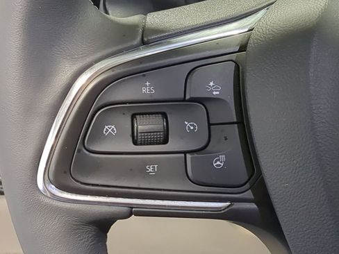 Used 2023 Buick Envision Avenir image 23