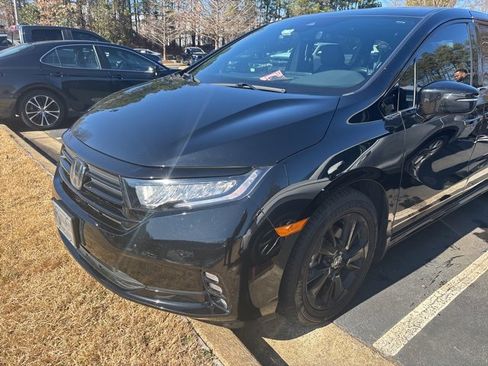 Certified 2024 Honda Odyssey Sport image 2