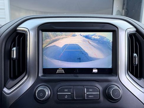 Used 2019 Chevrolet Silverado 1500 LT w/ Texas Edition image 17