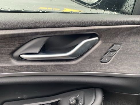 New 2025 Jeep Grand Cherokee Limited image 14