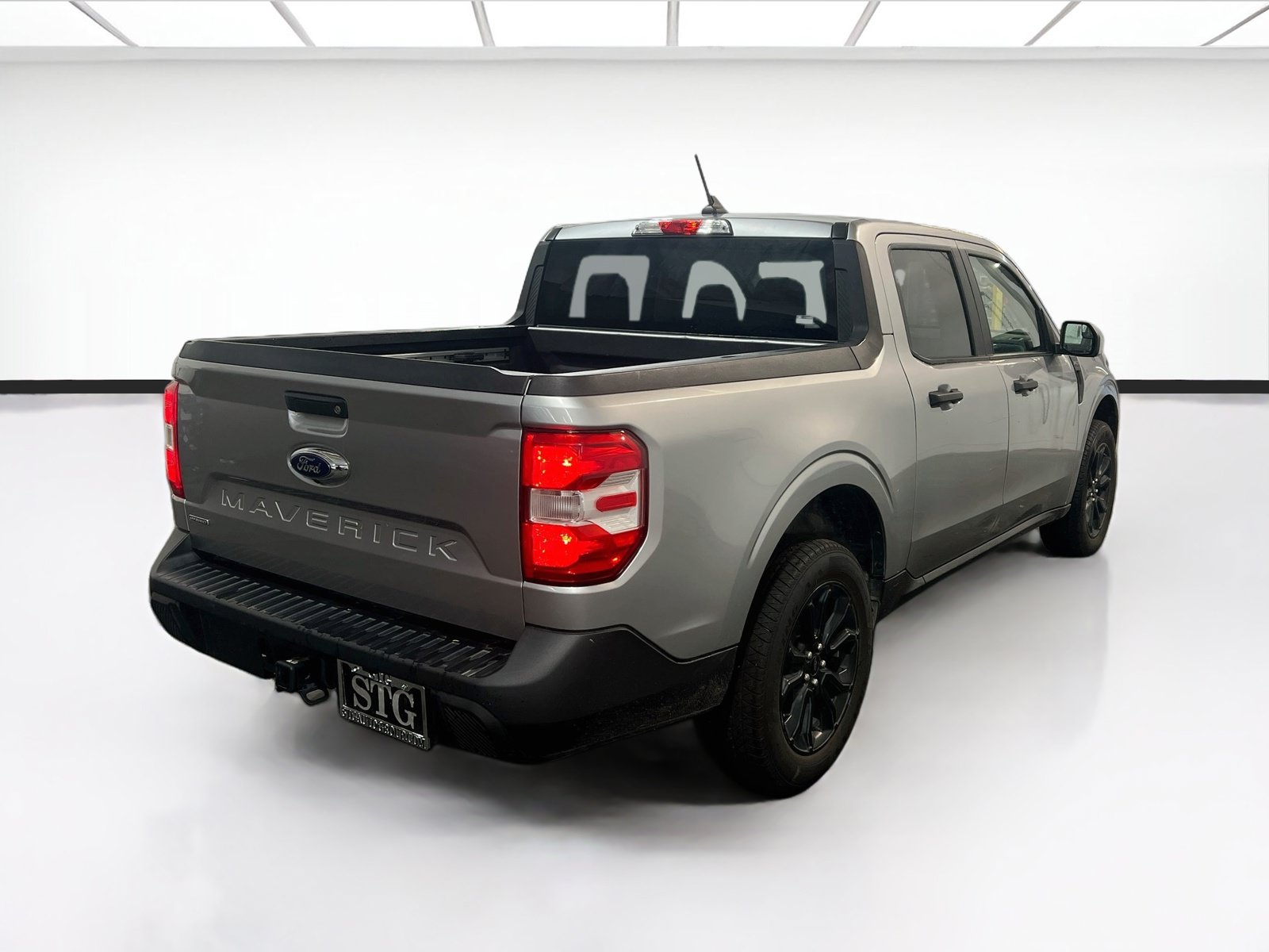 Used 2023 Ford Maverick XLT w/ XLT Luxury Package FWD image 4