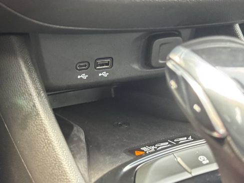 Used 2026 Buick Envista Avenir FWD image 31