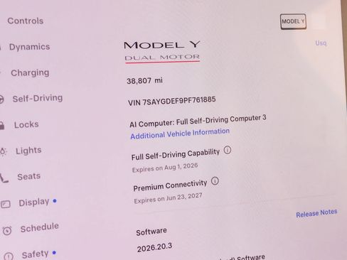Used 2023 Tesla Model Y Performance AWD/4WD image 26