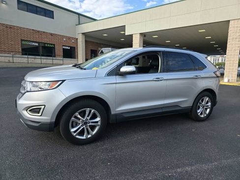 Used 2016 Ford Edge SEL w/ Equipment Group 201A image 9
