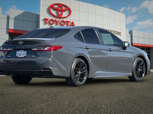Certified 2025 Toyota Camry SE w/ Convenience Package FWD image 3