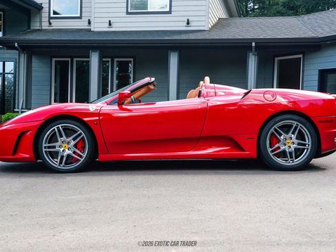 Used 2009 Ferrari F430 Spider RWD image 3