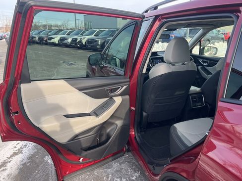 Certified 2023 Subaru Forester Premium image 27