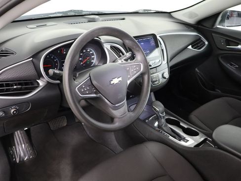 Used 2023 Chevrolet Malibu LS FWD image 27