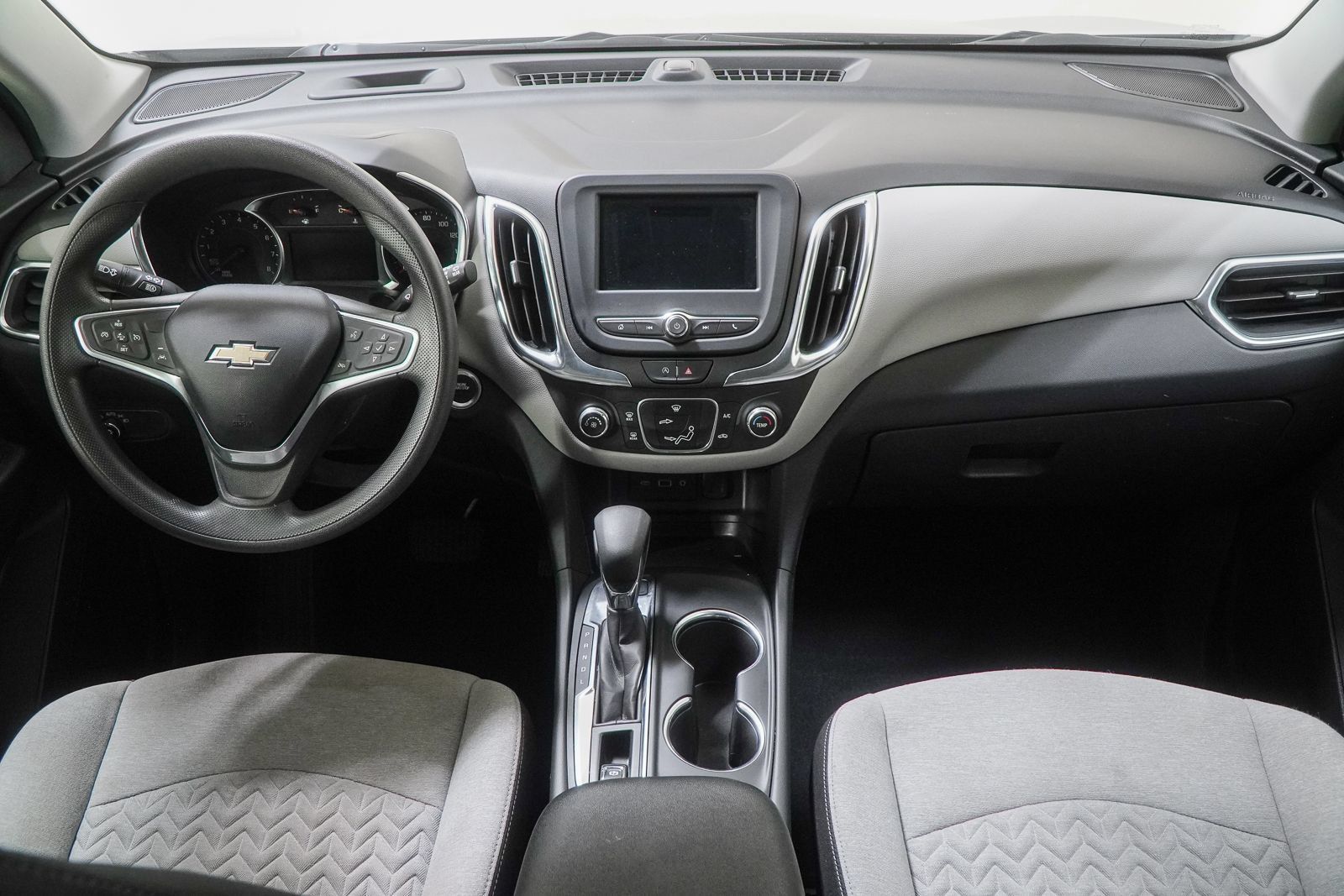 Used 2022 Chevrolet Equinox LS w/ LS Convenience Package AWD/4WD image 21