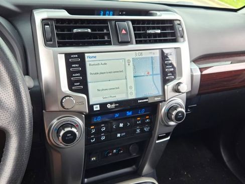 Used 2022 Toyota 4Runner Limited RWD image 19
