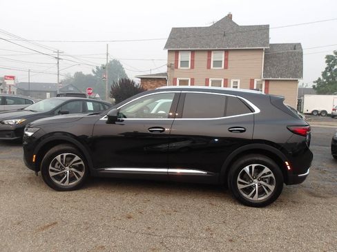 Used 2022 Buick Envision Essence w/ Safety Package FWD image 3