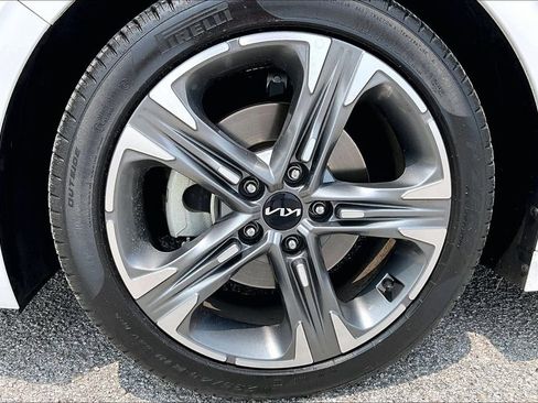Used 2023 Kia K5 EX w/ EX Premium Package FWD image 8