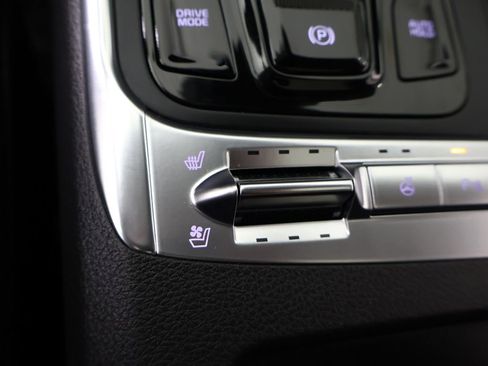 Used 2025 Kia Carnival SX Prestige FWD image 63