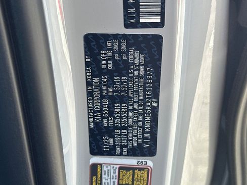 New 2026 Kia Carnival SX image 29