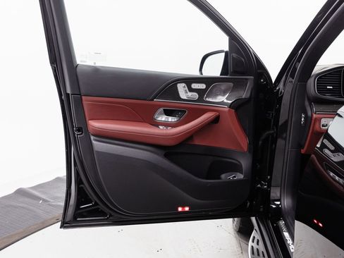 Used 2025 Mercedes-Benz GLE 63 AMG S image 5