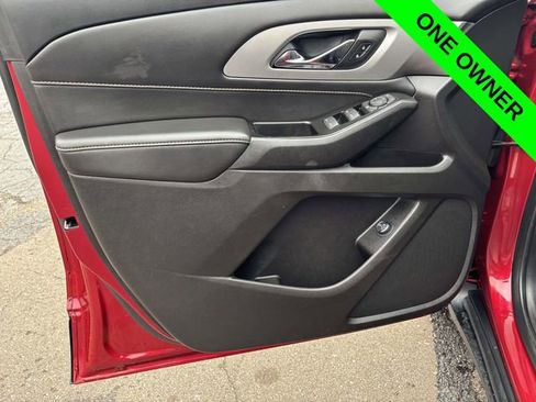 Used 2019 Chevrolet Traverse LT image 9