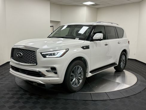 Certified 2023 INFINITI QX80 Luxe w/ Cargo Package RWD image 3