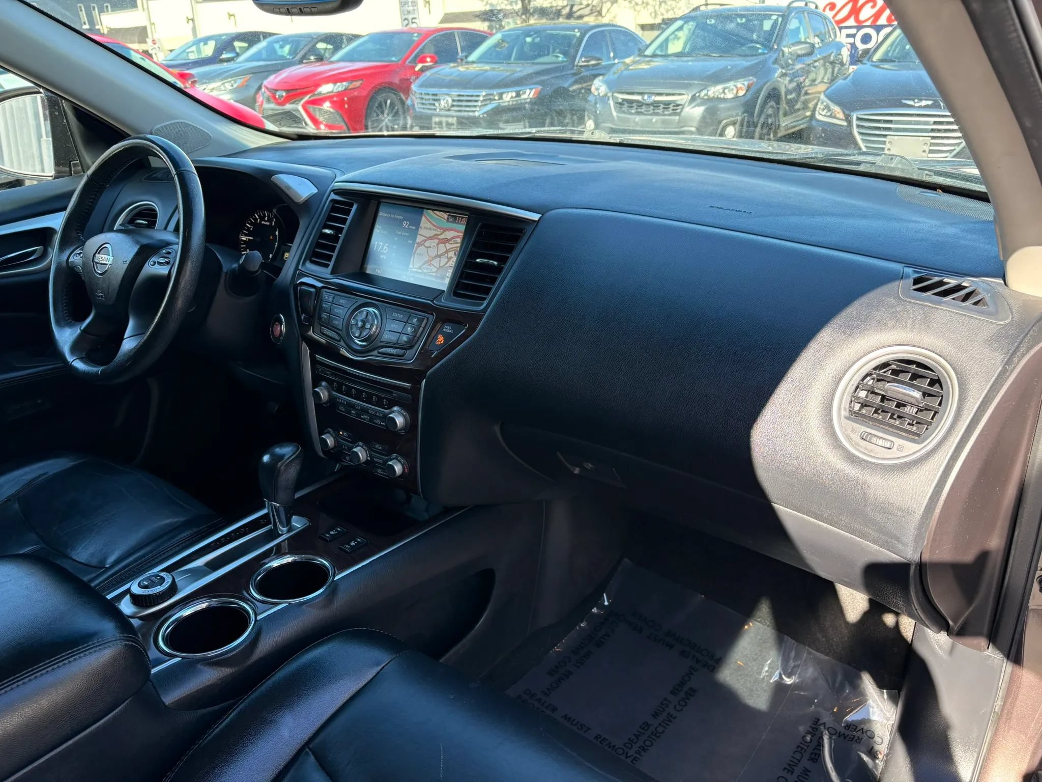 Used 2015 Nissan Pathfinder SL w/ SL Premium Package FWD image 12