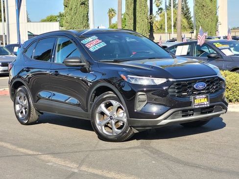 Used 2025 Ford Escape ST-Line AWD/4WD image 2