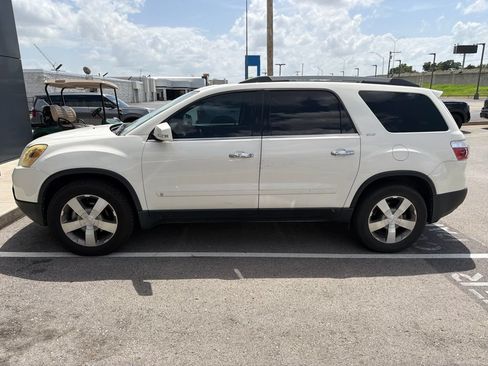Used 2010 GMC Acadia SLT AWD/4WD image 8