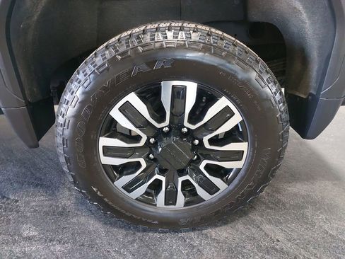 Used 2025 GMC Sierra 2500 Denali Ultimate AWD/4WD image 34