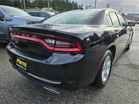 Used 2023 Dodge Charger SXT image 4
