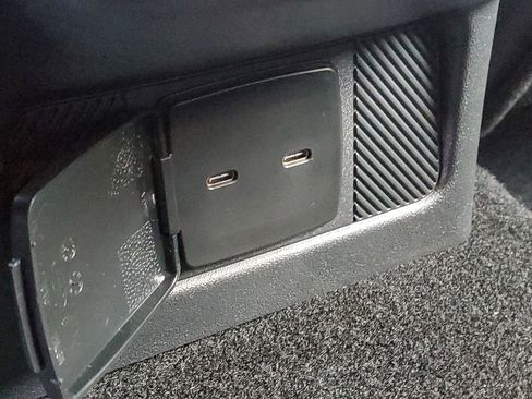 New 2025 Ford Bronco 4-Door image 29