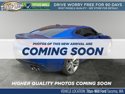 Used 2017 Chevrolet Camaro LT RWD image 5