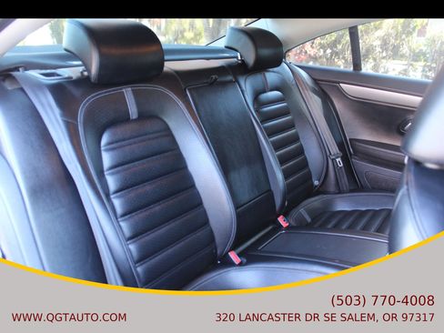Used 2011 Volkswagen CC Sport image 17