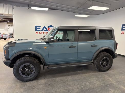 Used 2022 Ford Bronco Badlands AWD/4WD image 2
