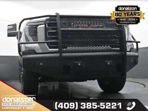 Used 2025 GMC Sierra 2500 AT4 w/ AT4 Premium Plus Package AWD/4WD image 15