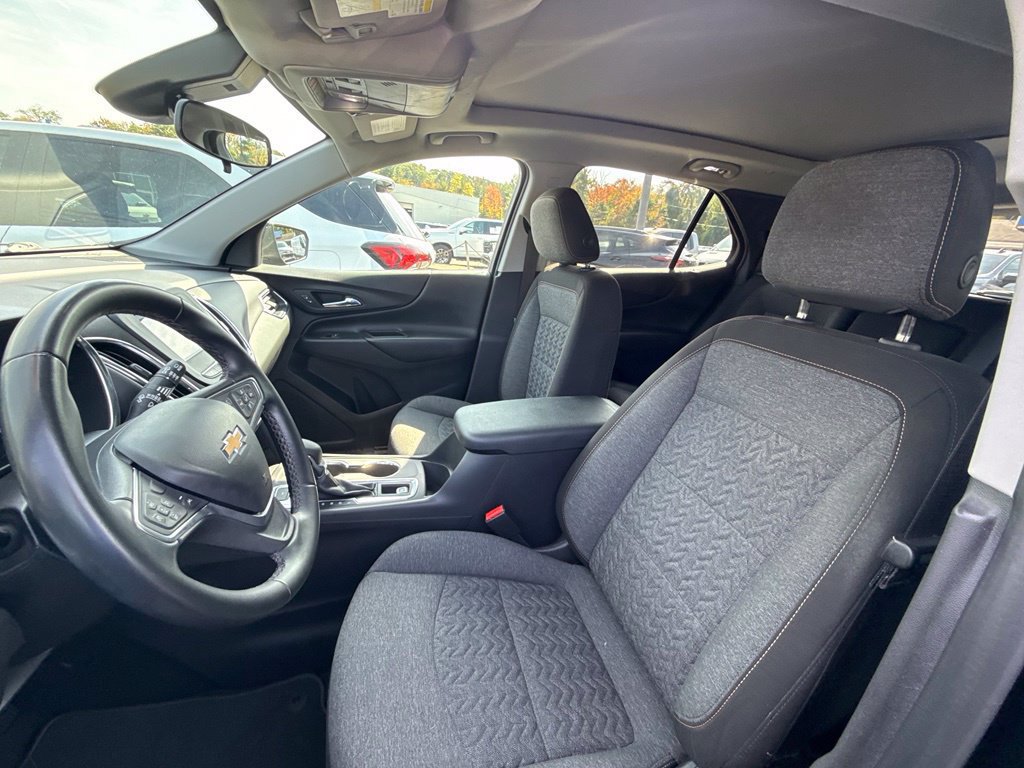 Used 2023 Chevrolet Equinox LT AWD/4WD image 19