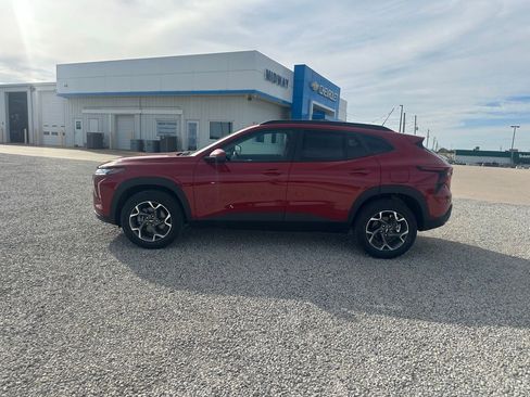 New 2026 Chevrolet Trax LT image 6