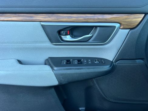 Used 2017 Honda CR-V EX image 12