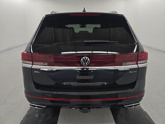 Used 2026 Volkswagen Atlas SEL Premium R-Line AWD/4WD image 4