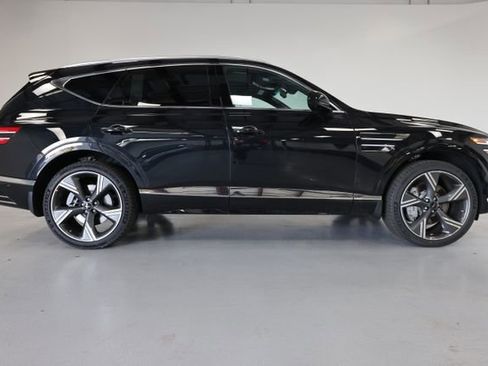 Used 2026 Genesis GV80 3.5T Prestige image 2