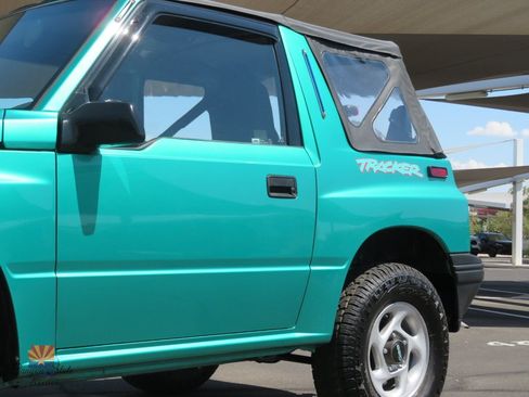Used 1995 Geo Tracker 2WD 2-Door image 24