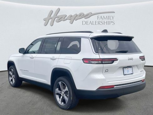 New 2026 Jeep Grand Cherokee L Limited RWD image 5