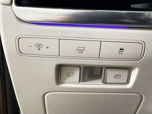 Used 2024 Hyundai Palisade Calligraphy image 14