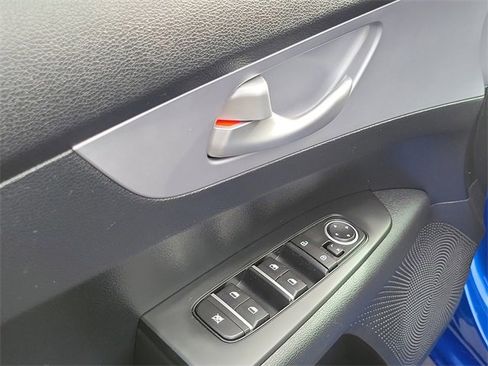 Certified 2024 Kia Forte LXS w/ LXS Technology Package image 7