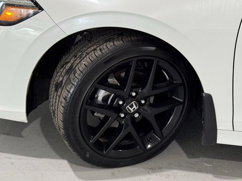 Used 2024 Honda Civic Sport image 39