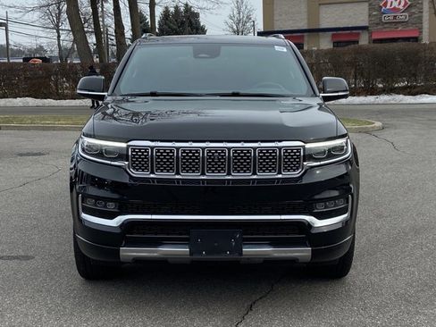 Used 2022 Jeep Grand Wagoneer Series I image 2