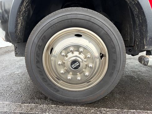 Used 2017 RAM 5500 Tradesman w/ Power & Remote Entry Group image 15