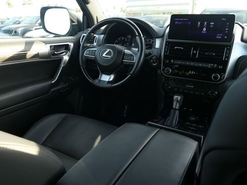 Used 2023 Lexus GX 460 Premium image 28