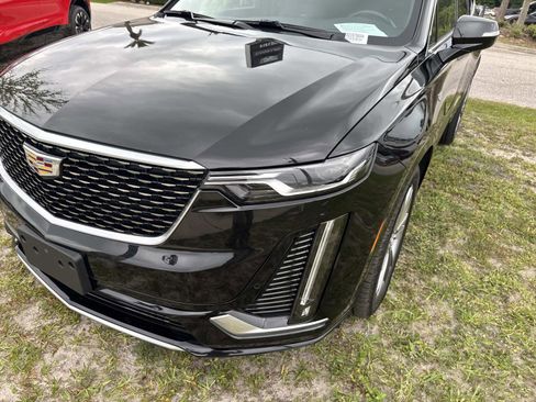 Used 2020 Cadillac XT6 Premium Luxury FWD image 9