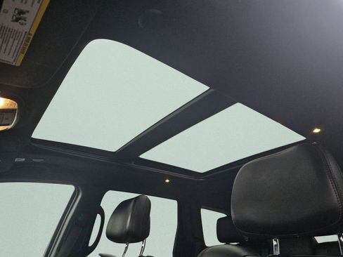 Used 2020 Jeep Grand Cherokee Trailhawk w/ Trailhawk Luxury Group image 15