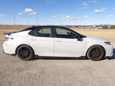 Used 2021 Toyota Camry TRD w/ TRD Package w/JBL Audio image 5