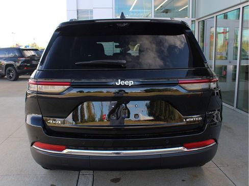 New 2025 Jeep Grand Cherokee Limited w/ Luxury Tech Group II image 8